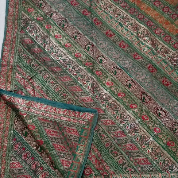 Unique Gorgeous Silk Green Patchwork Batik Bedspread / Tapestry from India - Picture 5 of 14